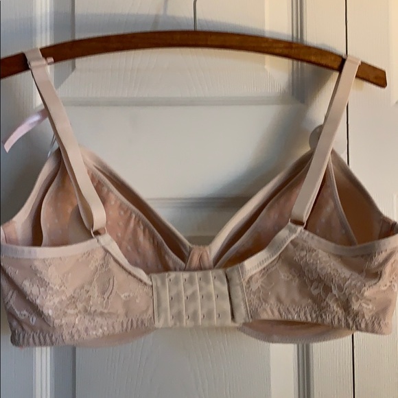 New with tags: underwire maternity nursing bra - Picture 6 of 7